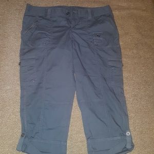 Light weight bluish grey capri